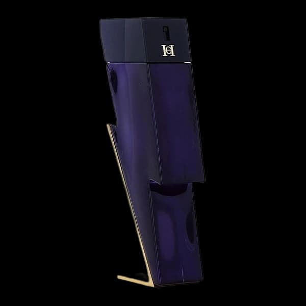 Ch Bad Boy Dazzling Garden — Carolina Herrera
